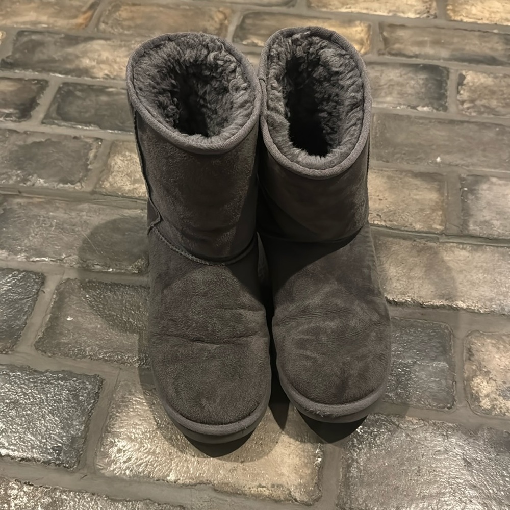 Ugg - Short - image 1